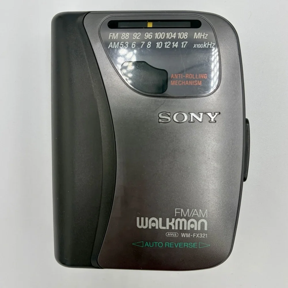 Vintage 90s SONY WALKMAN WM-FX321 STEREO CASSETTE PLAYER AM/FM Radio Belt Clip